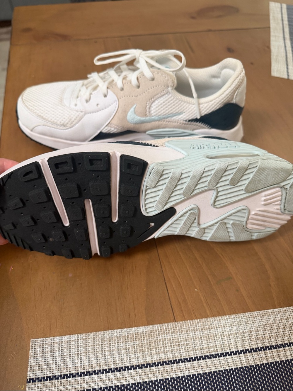 Women’s Nike Air Max size 7.5, white with navy and mint details. - Picture 2 of 3
